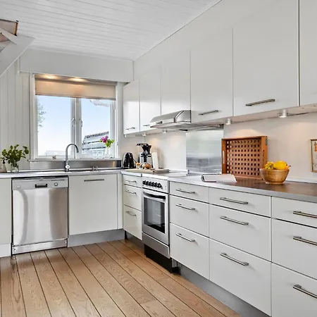 Дом отдыха Amazing In With Wifi